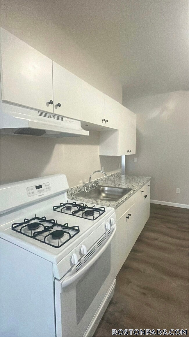 Photo - 663 Middle St Unit 22