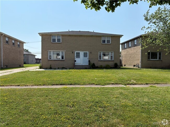 Building Photo - 366 Carmen Rd Rental