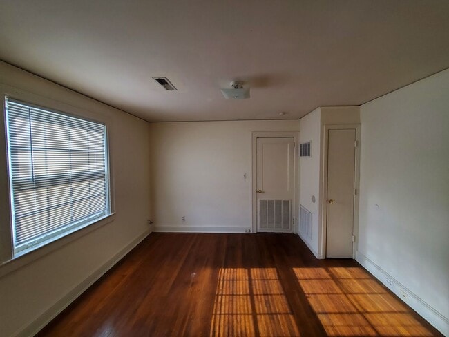 Photo - 1 Bedroom 1 Bathroom Duplex