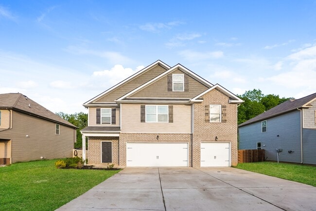 Photo - 1224 Black Oak Cir House