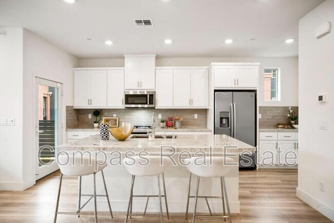Photo - 5720 Greige Cir