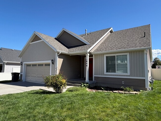 Photo - 848 N 440 W