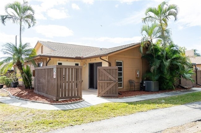 Building Photo - 6360 Royal Woods Dr Rental