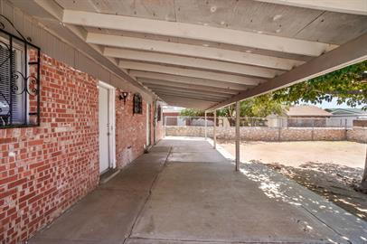 Photo - 4908 Royal Dr