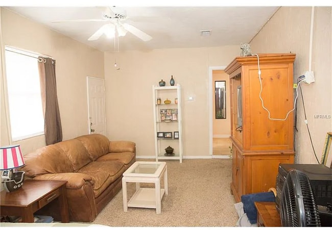 Photo - 137 Grace St