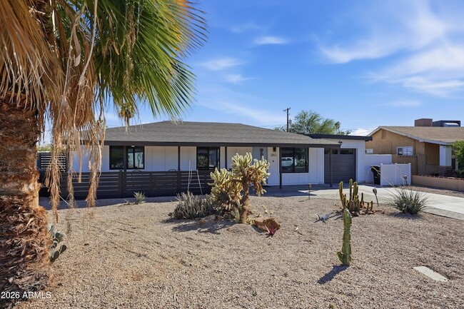 Photo - 2812 N 71st Pl