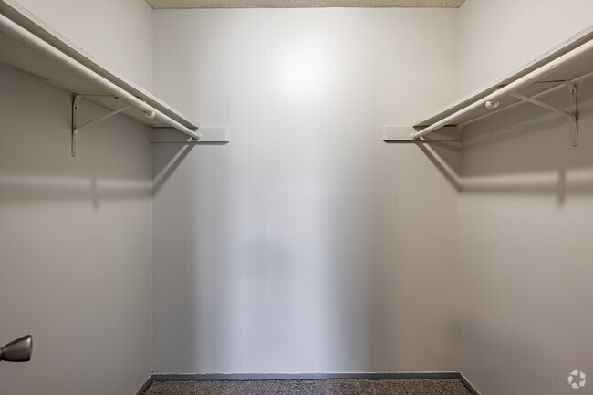 1HAB, 1BA - 730&nbsp;ft² - Kendall Place