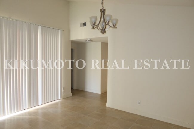 Photo - Pocket 3 Bedroom, 2 Bath Half-plex