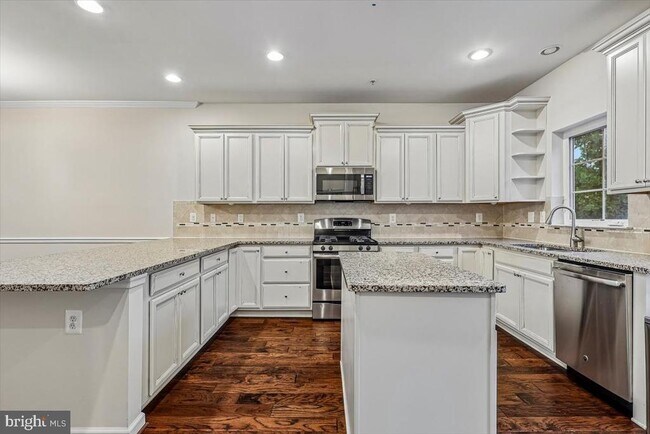 Photo - 1004 Red Clover Rd