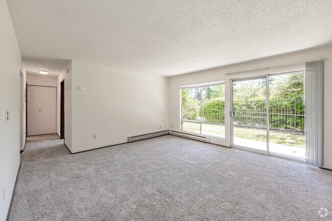 1BR, 1BA - 690SF