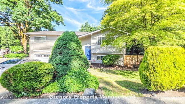 Photo - 17606 Brook Blvd