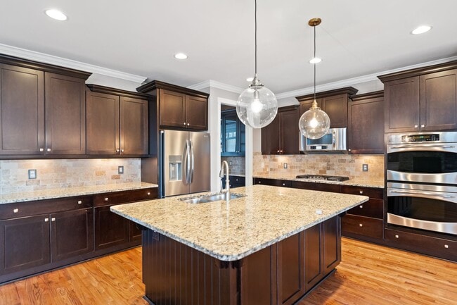 Photo - Available Early April! Gorgeous Updated 5-Bedroom, 5-Ba in the Desirable Amberly Community!