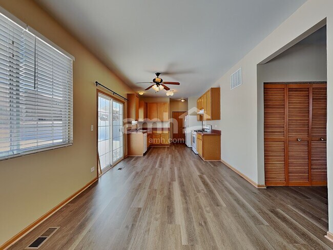 Photo - 39861 Waterloo Dr