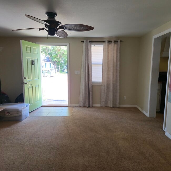 Photo - 106 Alabama Ave NW