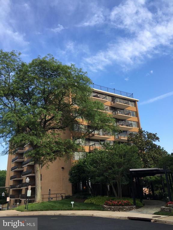 Photo - 2030 N Adams St Apartment Unit 1201