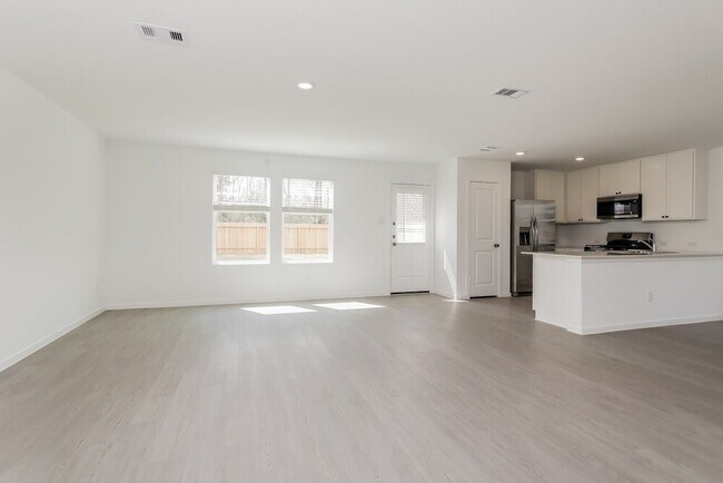 Photo - 1543 Crowson Rdg