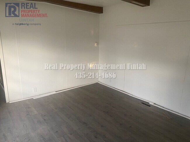 Photo - DON'T MISS OUT ON THIS Myton Trailer Home ...