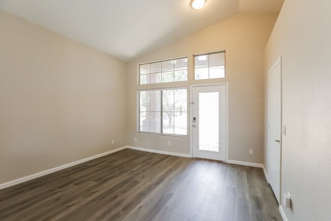2411 E Augusta Ave