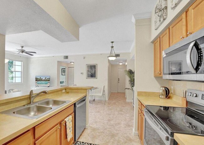 Photo - 9857 Baywinds Blvd