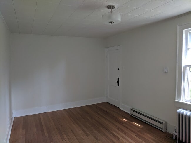 Photo - 245 E Hamilton Ave Unit 1