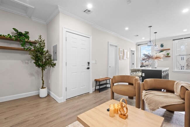 Photo - 3316 Summit Ave