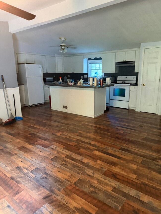 Photo - 152 Mamie Ln