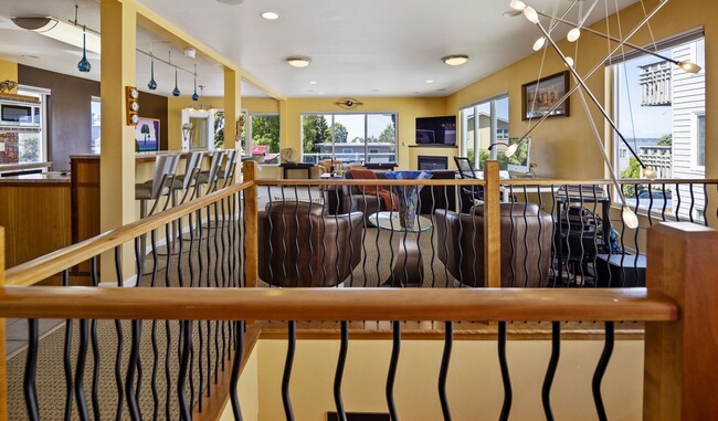 Photo - 617 N Street