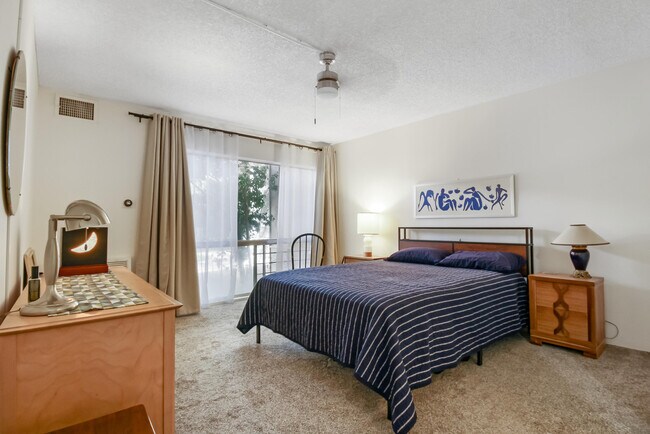 Photo - 77845 California Dr Unit D2