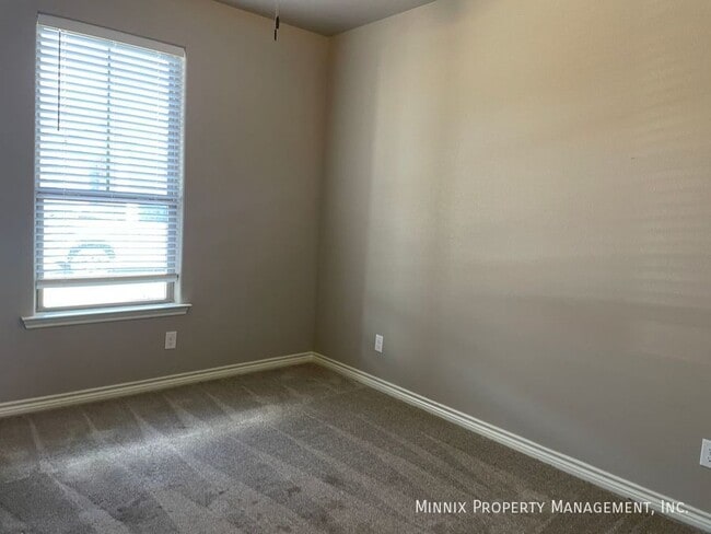 Photo - 5305 Kilyn Ct