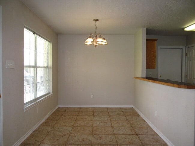 Photo - 160 Satch Dr