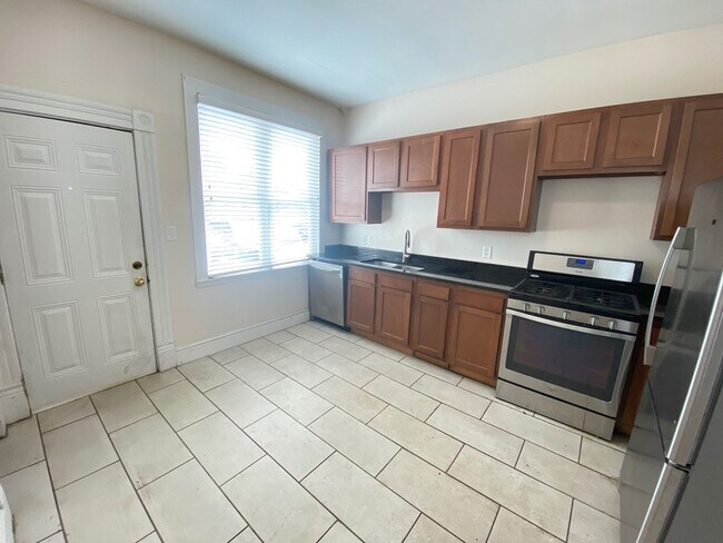 Photo - 223-225 W 8th Ave Unit 223