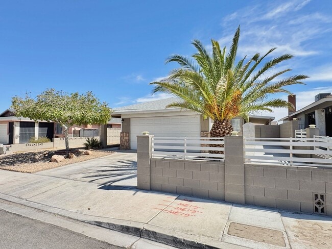 1913 Cameron St
