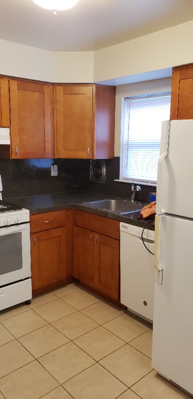 Building Photo - 9783 Hilspach St