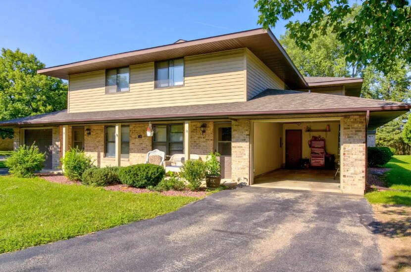 Photo - Spencer Village Apartments-Appleton