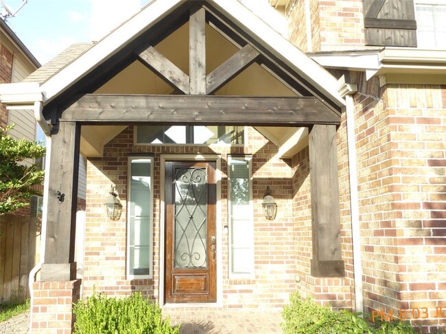 Photo - 21710 Avalon Queen Dr