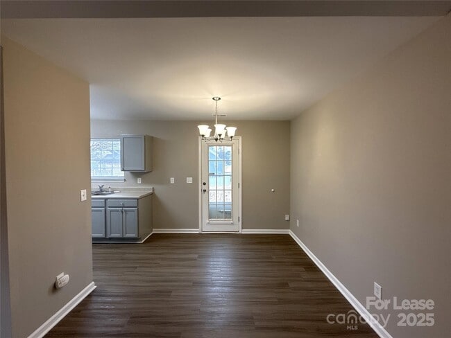 Photo - 3631 Joel Turner Dr