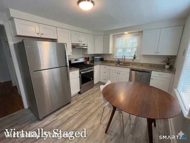 Photo - 427 Westford Dr