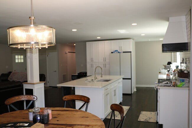 Photo - 6 Greenfield Dr