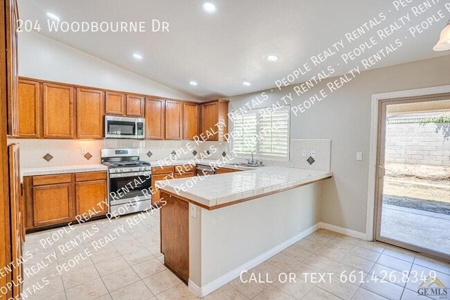 Photo - 204 Woodbourne Dr