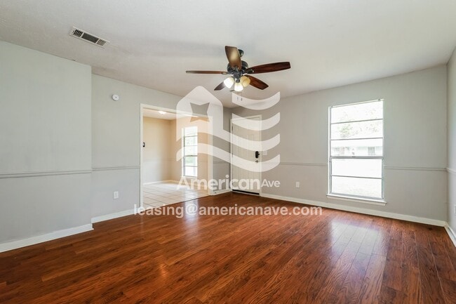 Photo - 1443 Cherrie Ave