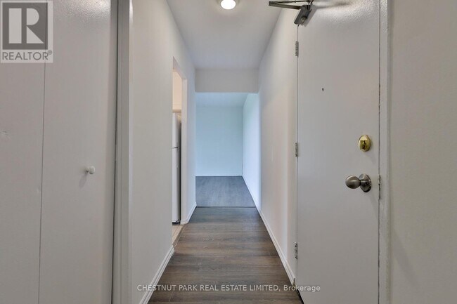 Photo - 900 Glen St Unit 512