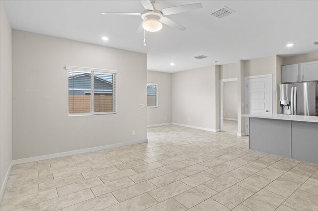 Photo - 993 E Cactus Wren Dr