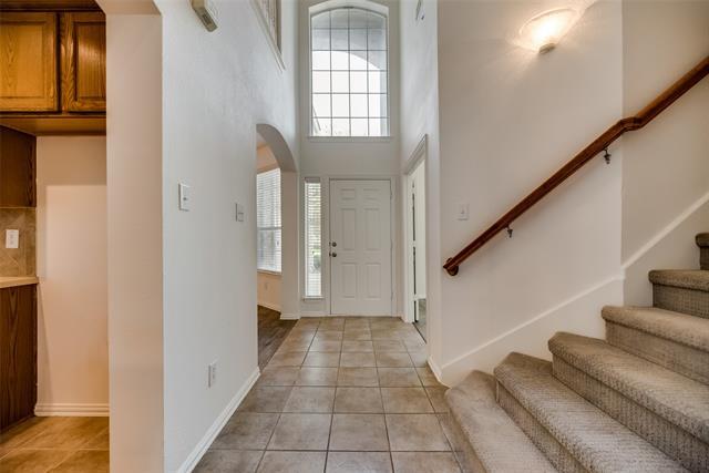 Photo - 819 Rushmore Dr