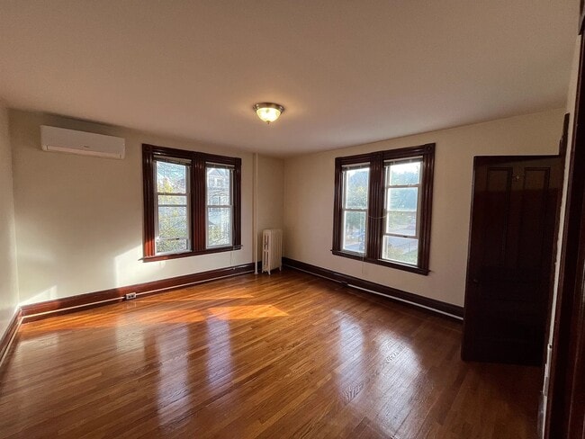 Photo - 58 Boston St