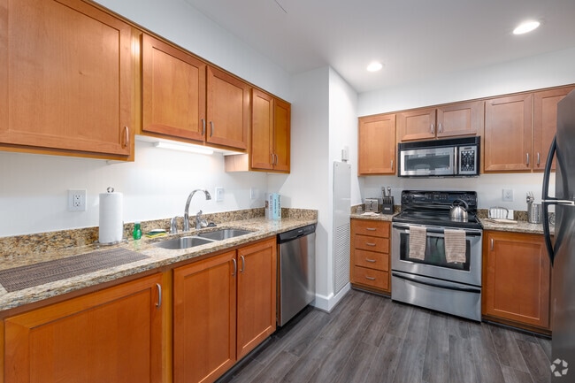 1BR, 1BA - 731SF - Burlington Tower