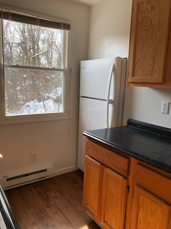 Photo - Wiles Hills - 1 Bedroom apartment -Availab...