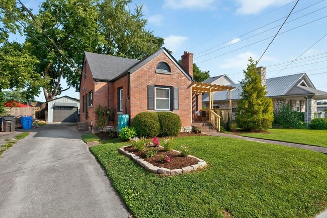 721 Headley Ave