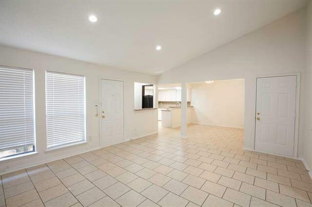 12501 Hornbeam Dr