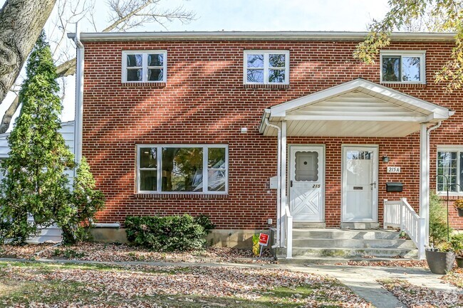 Building Photo - Newly Renovated Camp Hill Boro Gem Rental