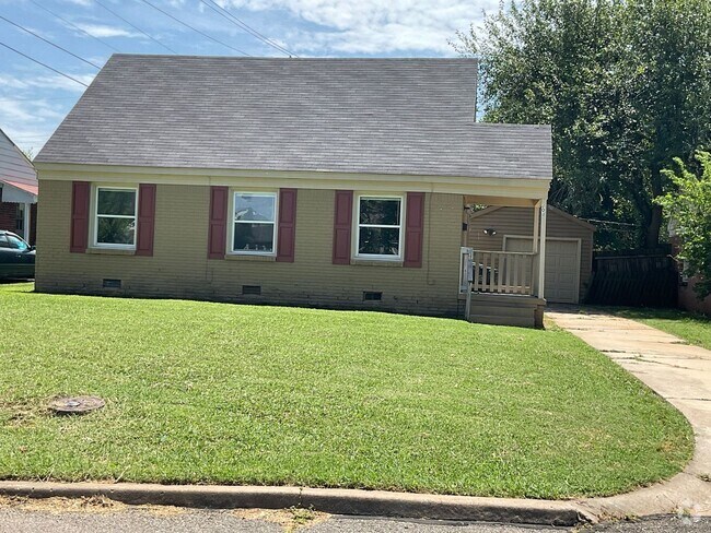 Building Photo - Move in ready 3 bedroom home